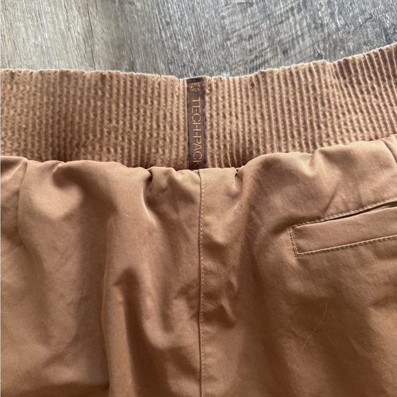 Nike Tech Pack Dri Fit Tan Pants - Picture 13 of 16
